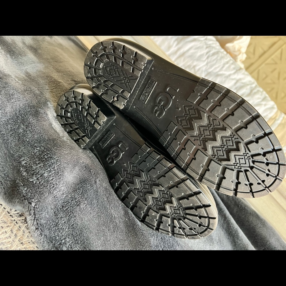 Ugg Rainboots - image 5